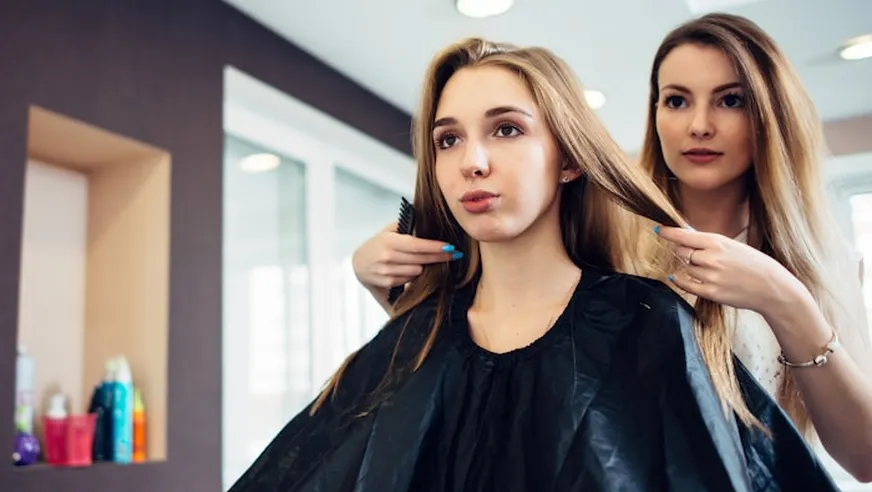 female entrepreneur beauty salon consultation